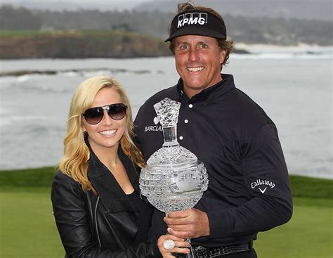 phil mickelsons wife